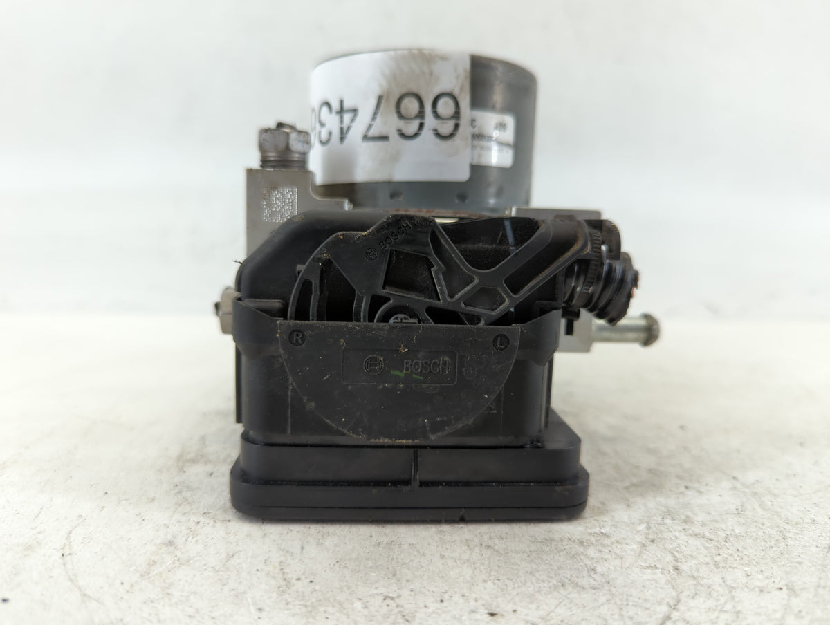 2014-2016 Cadillac Cts Anti-Lock Brake ABS Pump Module Actuator OEM P/N:23366343 Fits Fits 2014 2015 2016 OEM Used Auto Part