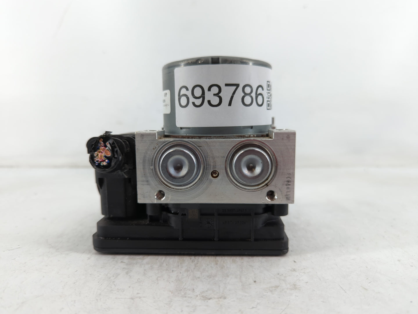 2014-2016 Cadillac Cts ABS Pump Control Module Replacement P/N:23308243 Fits Fits 2014 2015 2016 OEM Used Auto Parts - Oemus