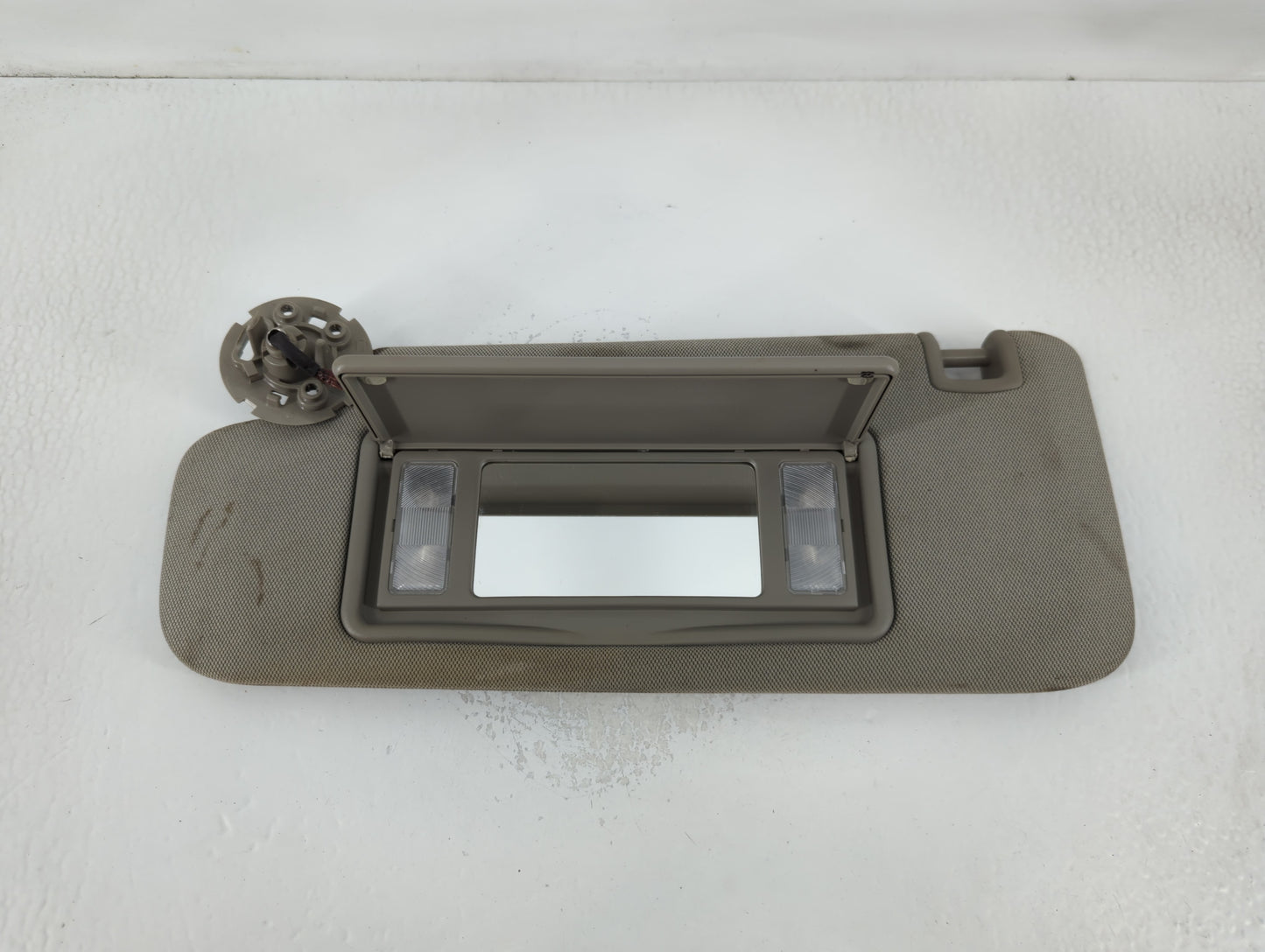 2014-2019 Cadillac Cts Sun Visor Shade Replacement Driver Left Mirror Fits Fits 2014 2015 2016 2017 2018 2019 OEM Used Auto 