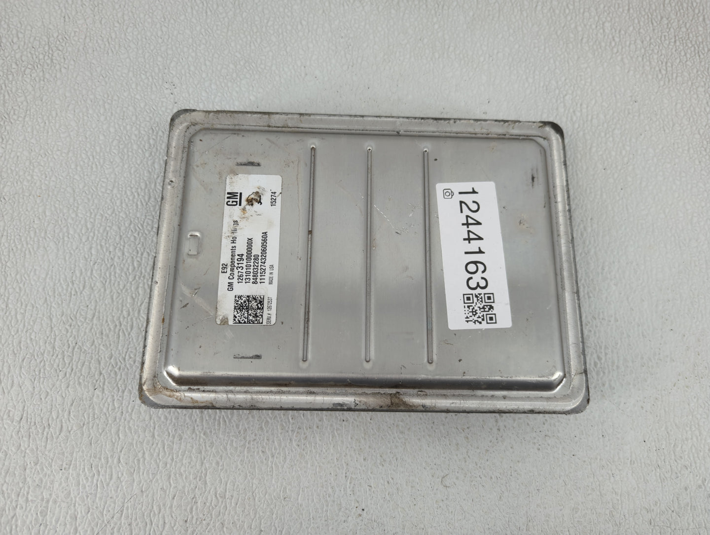 2015-2016 Cadillac Escalade PCM Engine Control Computer ECU ECM PCU OEM P/N:12673194 Fits Fits 2014 2015 2016 OEM Used Auto 