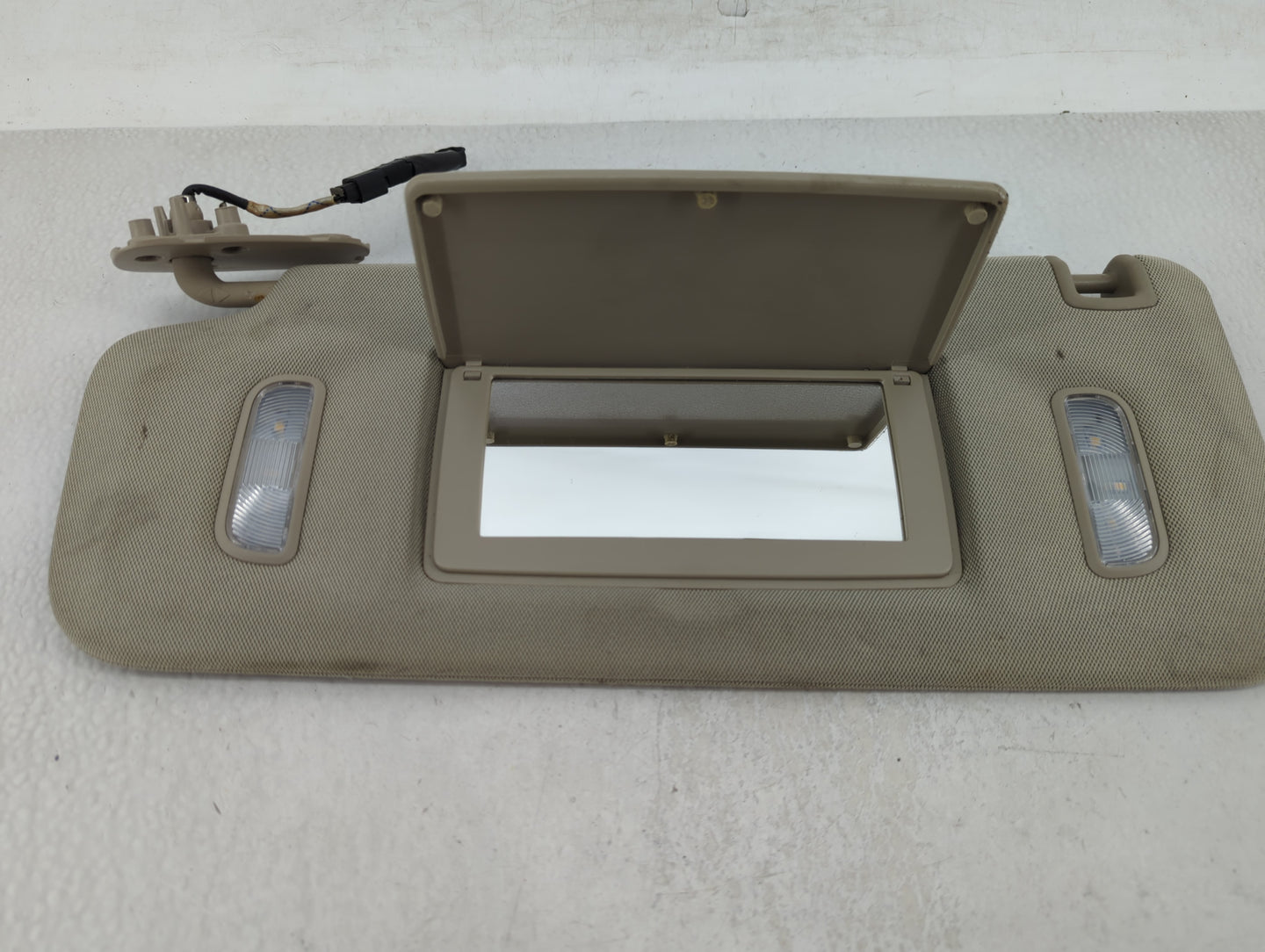 2015-2020 Cadillac Escalade Sun Visor Shade Replacement Driver Left Mirror Fits Fits 2015 2016 2017 2018 2019 2020 OEM Used 
