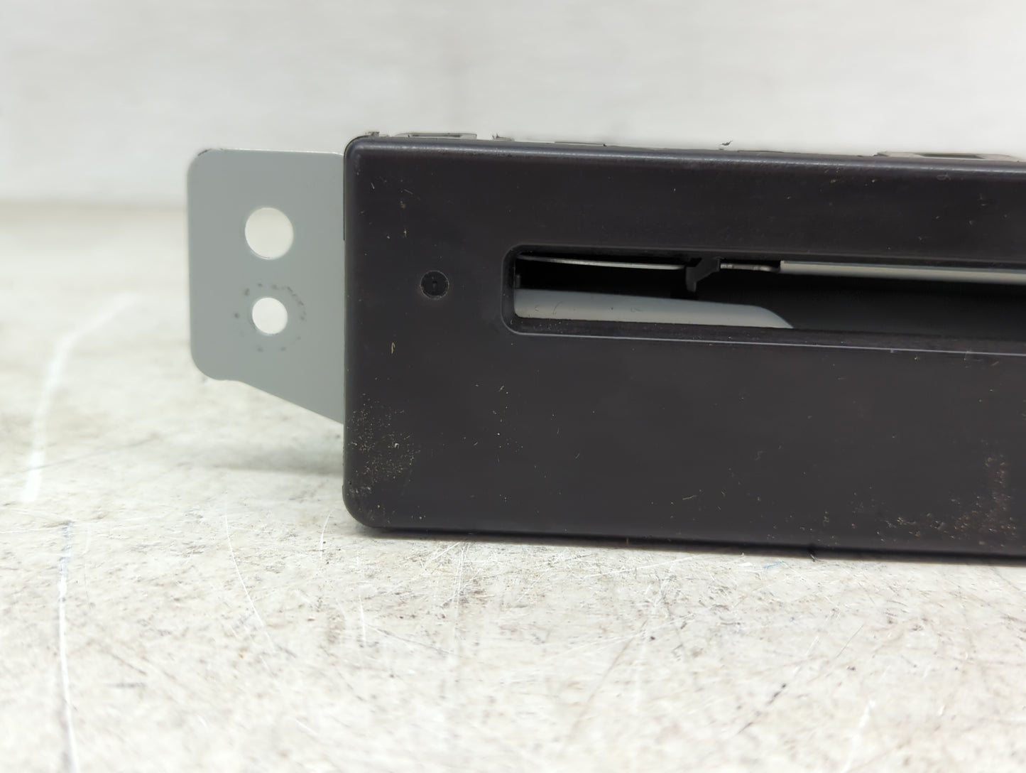 2015-2020 Cadillac Escalade Radio AM FM Cd Player Receiver Replacement P/N:84016435 Fits Fits 2015 2016 2017 2018 2019 2020 