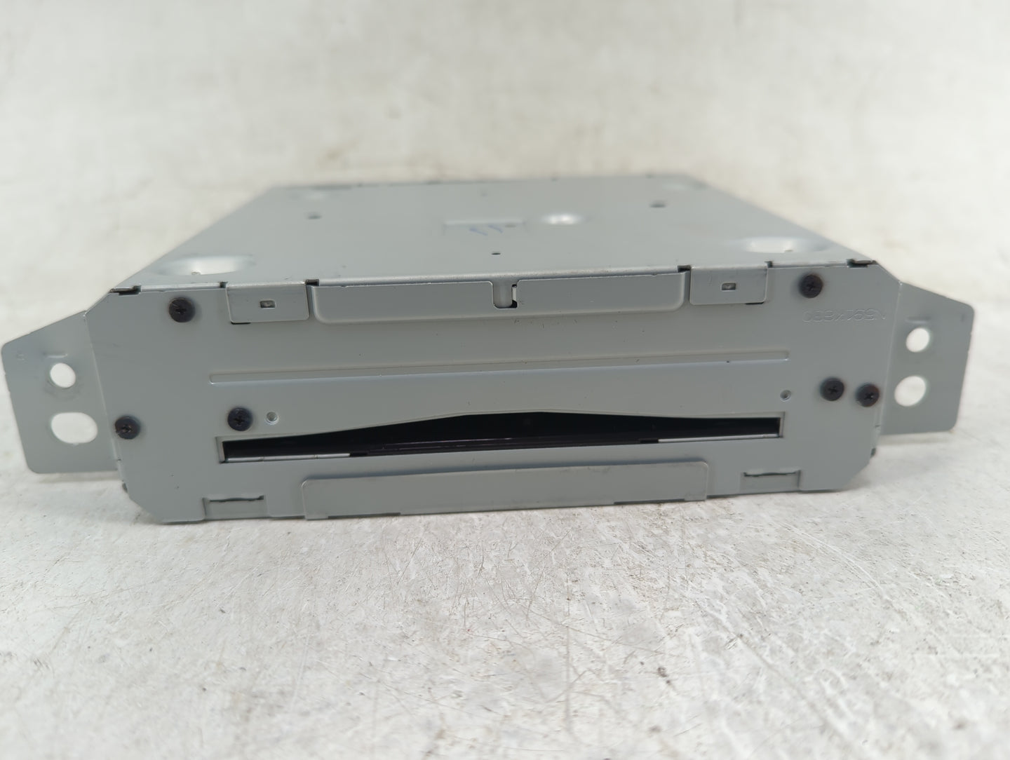 2016 Cadillac Escalade Radio AM FM Cd Player Receiver Replacement P/N:23395932 23493378 Fits Fits 2017 OEM Used Auto Parts -