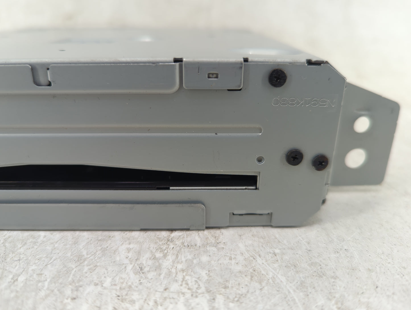 2016 Cadillac Escalade Radio AM FM Cd Player Receiver Replacement P/N:23395932 23493378 Fits Fits 2017 OEM Used Auto Parts -