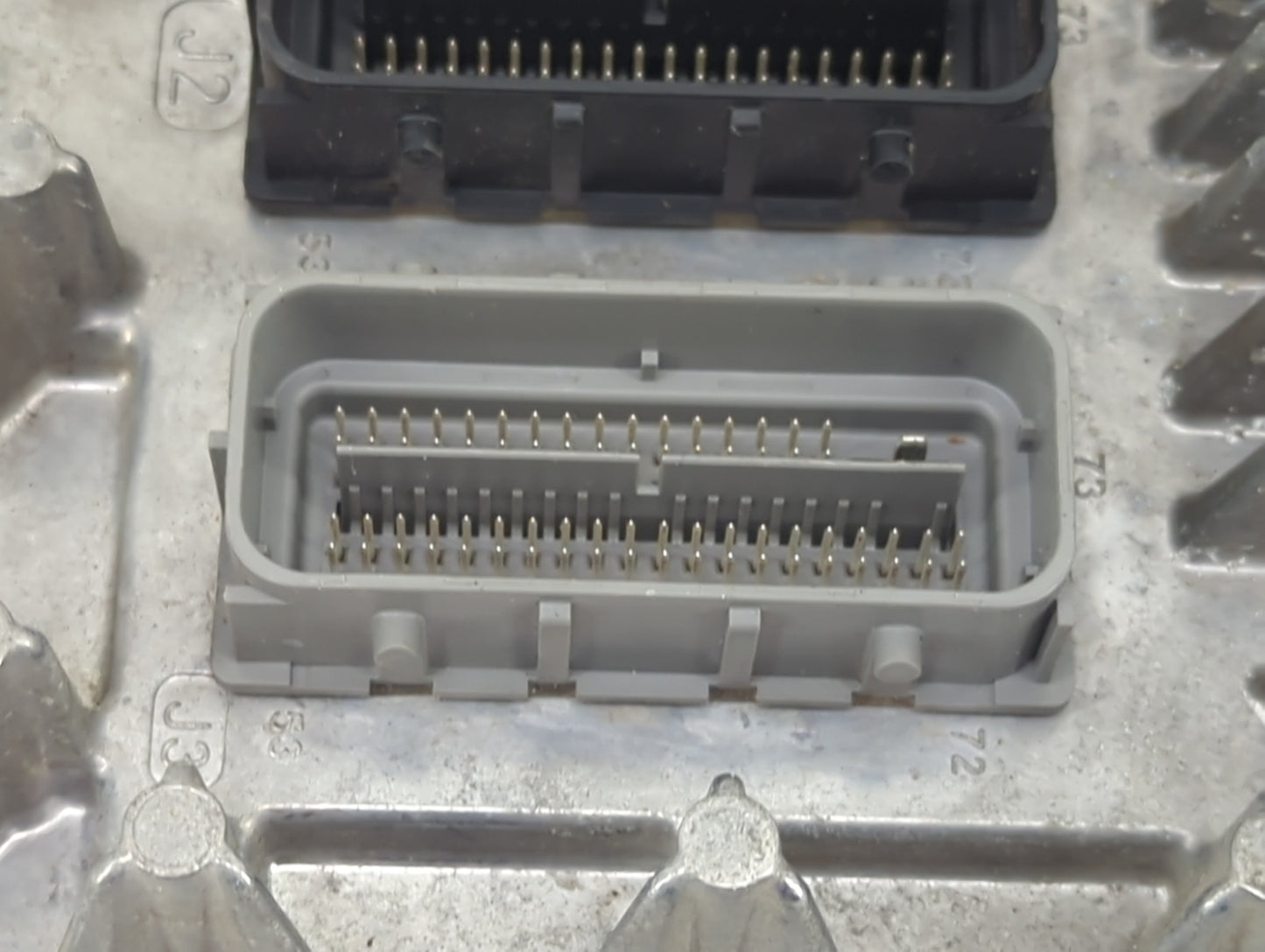 2015-2016 Cadillac Escalade PCM Engine Control Computer ECU ECM PCU OEM P/N:12673194 12672537 Fits Fits 2014 2015 2016 OEM U