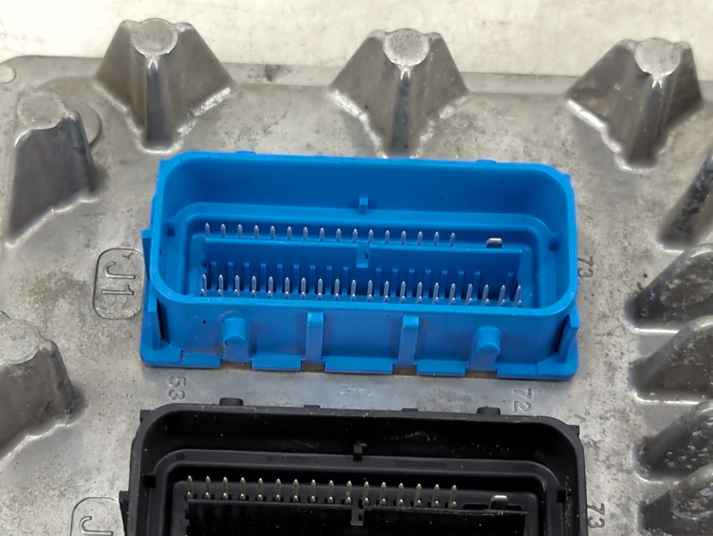 2015-2016 Cadillac Escalade PCM Engine Control Computer ECU ECM PCU OEM P/N:12673194 12672537 Fits Fits 2014 2015 2016 OEM U