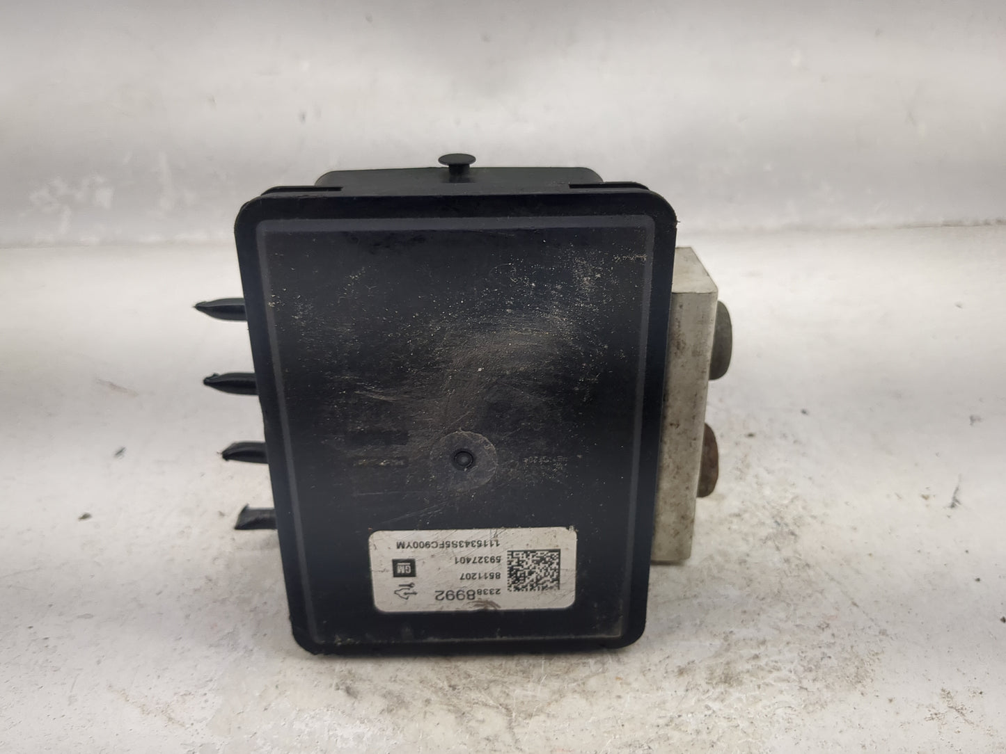 2016-2018 Cadillac Escalade ABS Pump Control Module Replacement P/N:23388972 23388992, 85312207, 59327401 Fits Fits 2016 201