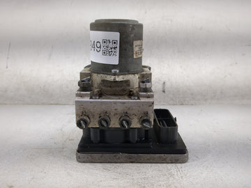 2016 Cadillac Escalade Anti-Lock Brake ABS Pump Module Actuator OEM P/N:24598000000P 122505659, 3115196P10902253 Fits OEM Us