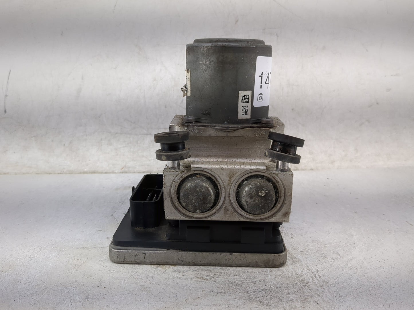2016 Cadillac Escalade ABS Pump Control Module Replacement P/N:24598000000P 122505659, 3115196P10902253 Fits OEM Used Auto P