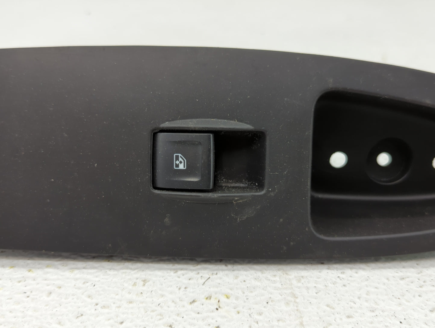 2016 Cadillac Escalade Passenger Right Power Window Switch 23488409 - Oemusedautoparts1.com