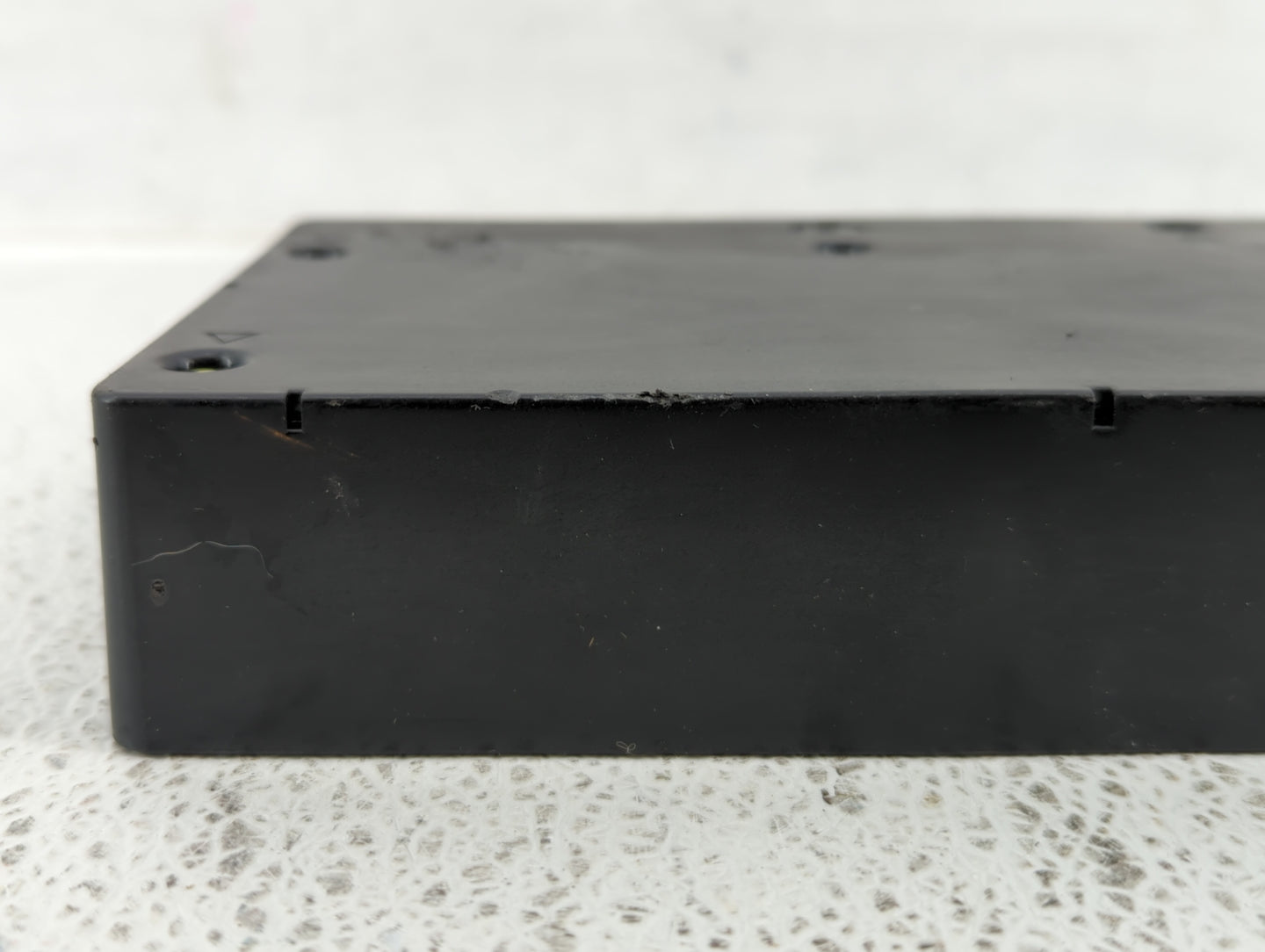 2016-2017 Cadillac Escalade Chassis Control Module Ccm Bcm Body Control - Oemusedautoparts1.com