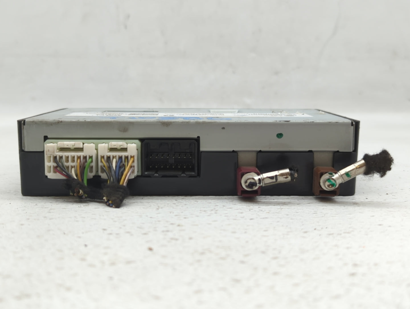 2016-2017 Cadillac Escalade Chassis Control Module Ccm Bcm Body Control - Oemusedautoparts1.com