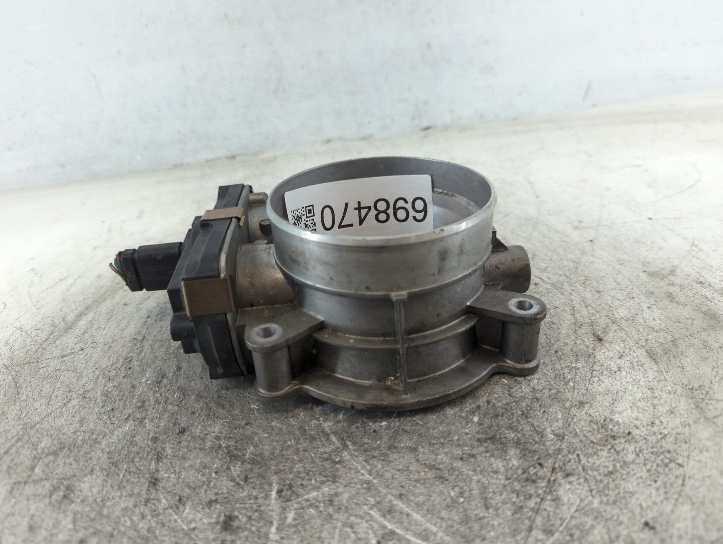2015-2021 Cadillac Escalade Throttle Body P/N:12620263 Fits Fits 2014 2015 2016 2017 2018 2019 2020 2021 2022 OEM Used Auto 