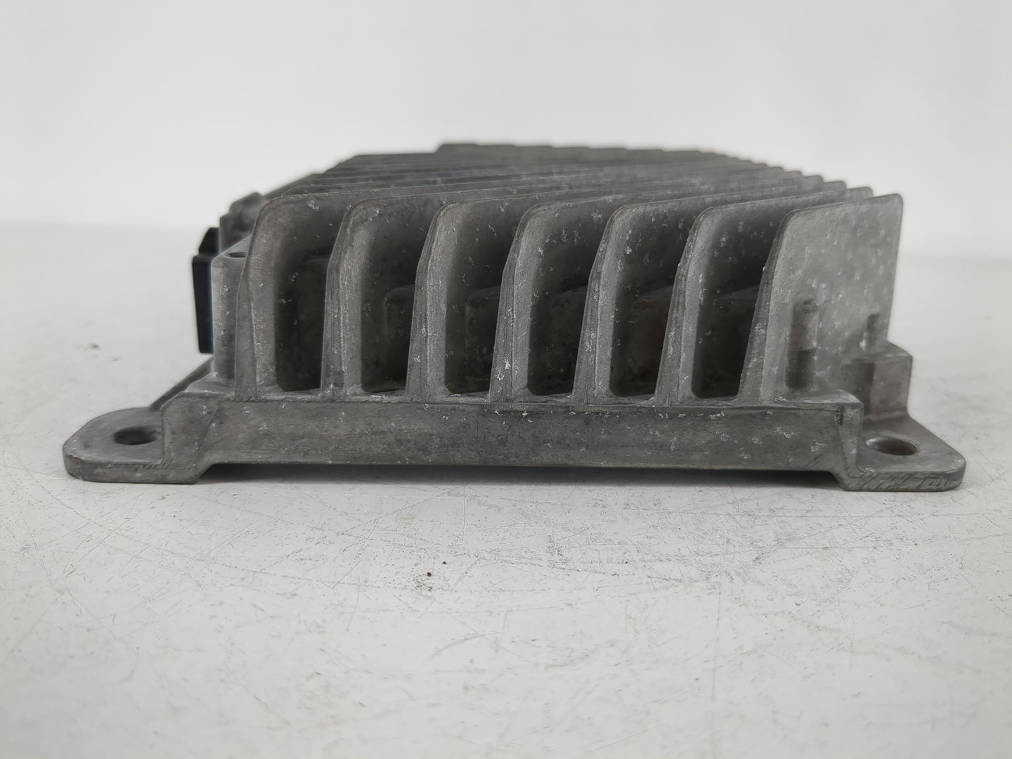 2015-2017 Cadillac Escalade Esv Radio AM FM Cd Player Receiver Replacement P/N:23364907 Fits Fits 2015 2016 2017 OEM Used Au