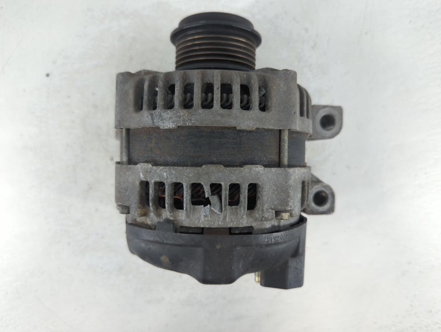 2013-2016 Cadillac Srx Alternator Replacement Generator Charging Assembly Engine OEM P/N:104211-8162 22988006 Fits OEM Used 