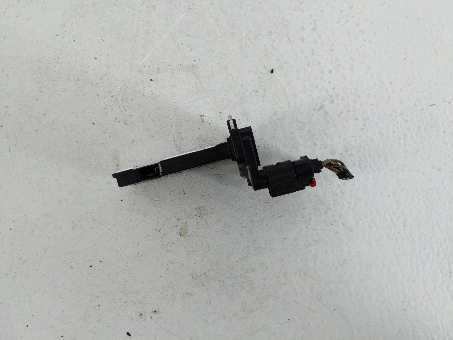 2012-2016 Cadillac Srx Mass Air Flow Meter Maf - Oemusedautoparts1.com