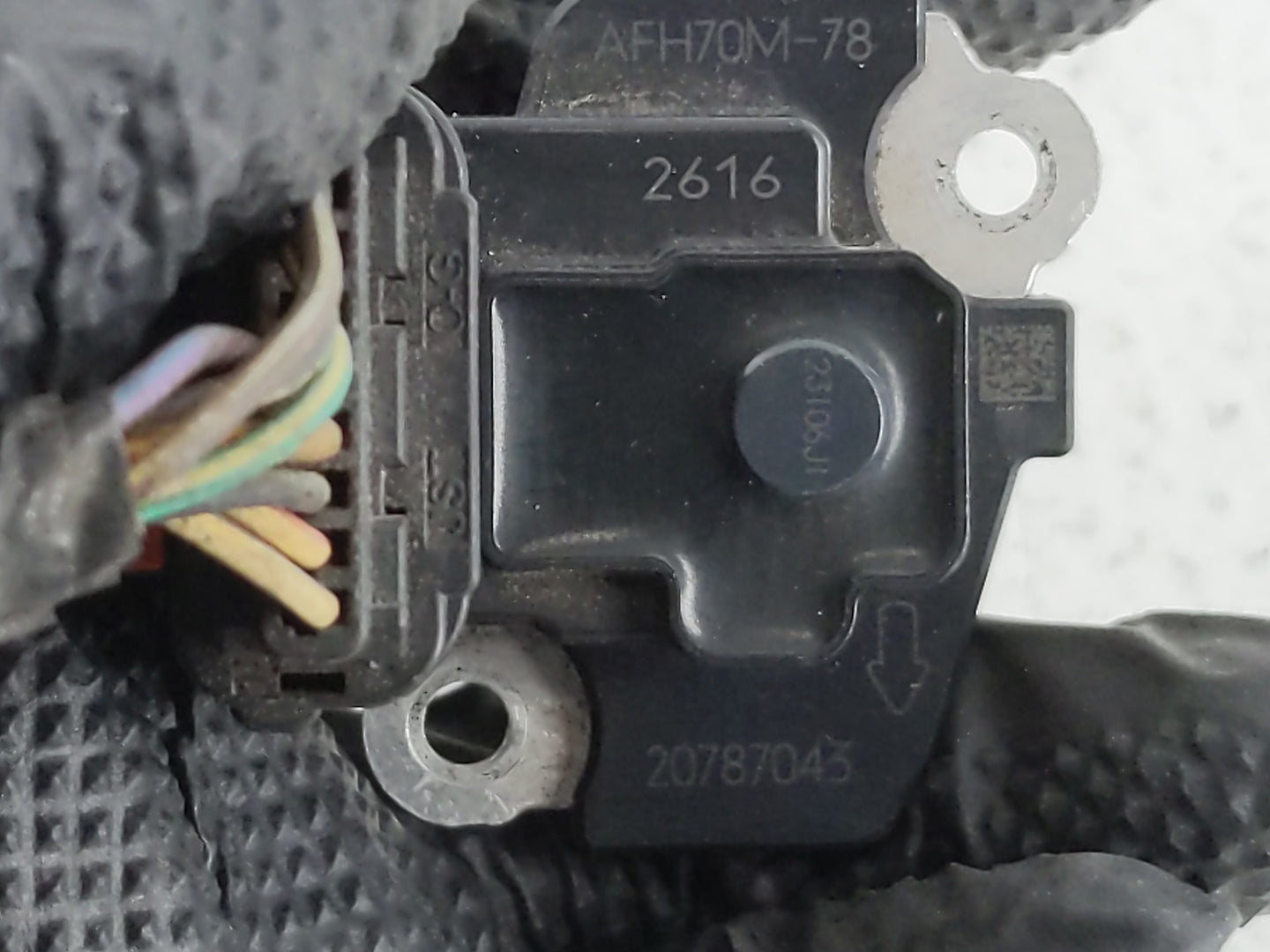 2012-2016 Cadillac Srx Mass Air Flow Meter Maf - Oemusedautoparts1.com