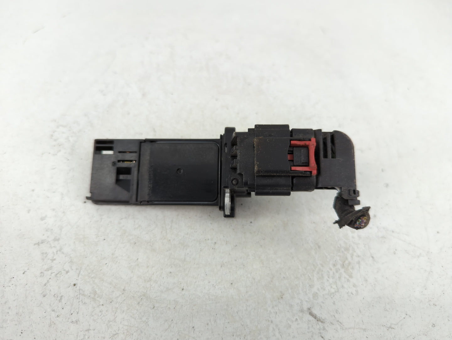 2012-2016 Cadillac Srx Mass Air Flow Meter Maf 1155243 - Oemusedautoparts1.com