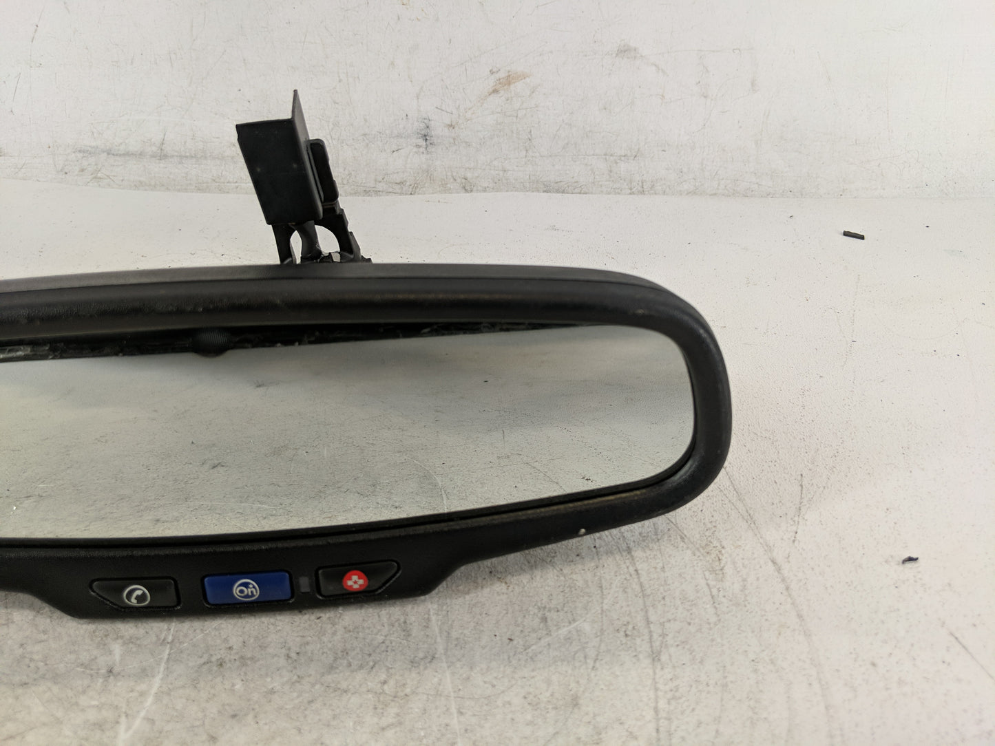 2010-2016 Cadillac Srx Interior Rear View Mirror Replacement OEM P/N:13503843 Fits OEM Used Auto Parts - Oemusedautoparts1.c