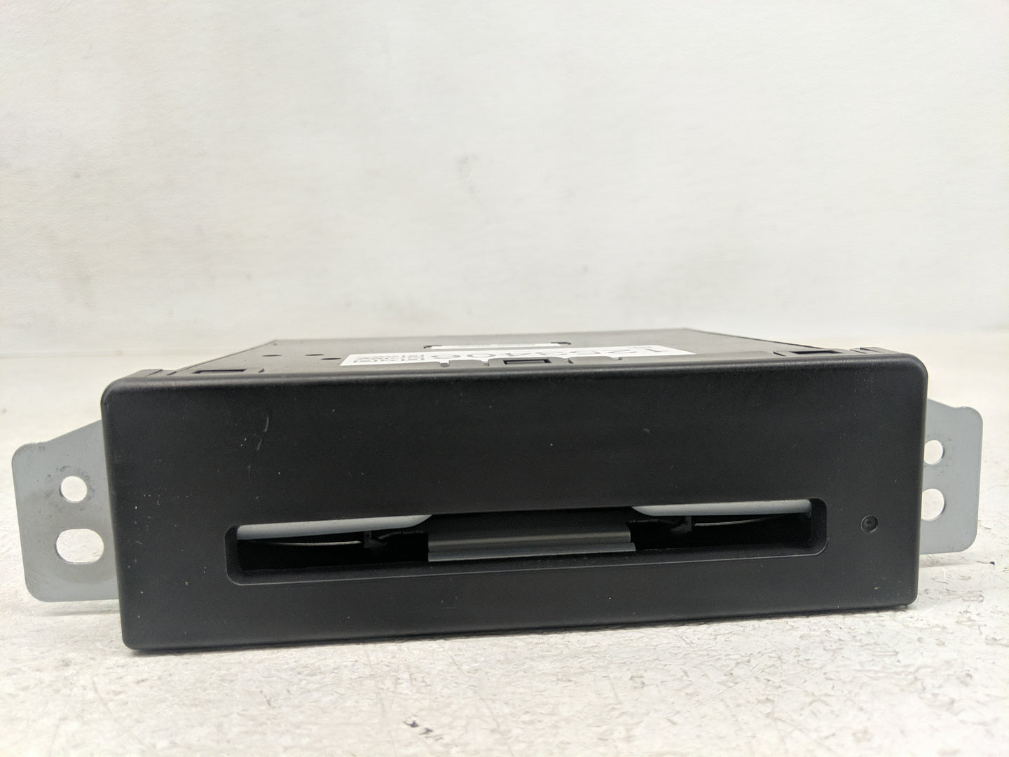 2016 Cadillac Srx Radio AM FM Cd Player Receiver Replacement P/N:13594481 Fits Fits 2015 2017 2018 2019 2020 OEM Used Auto P