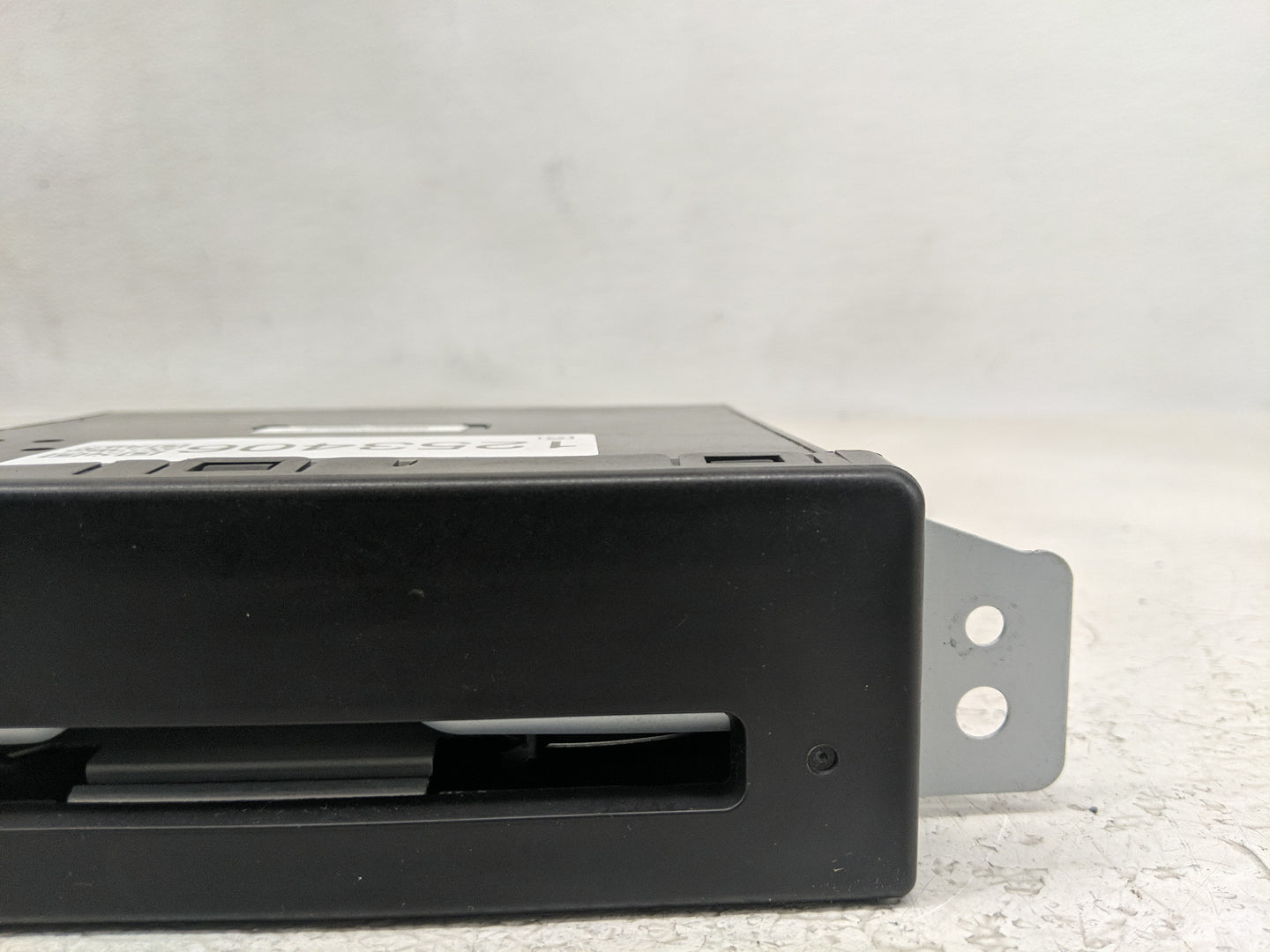 2016 Cadillac Srx Radio AM FM Cd Player Receiver Replacement P/N:13594481 Fits Fits 2015 2017 2018 2019 2020 OEM Used Auto P