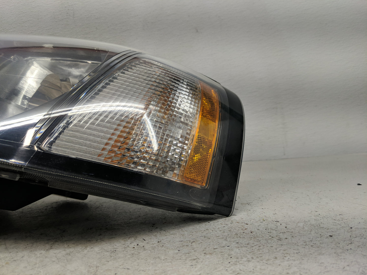 2010-2016 Cadillac Srx Passenger Right Oem Head Light Headlight Lamp - Oemusedautoparts1.com