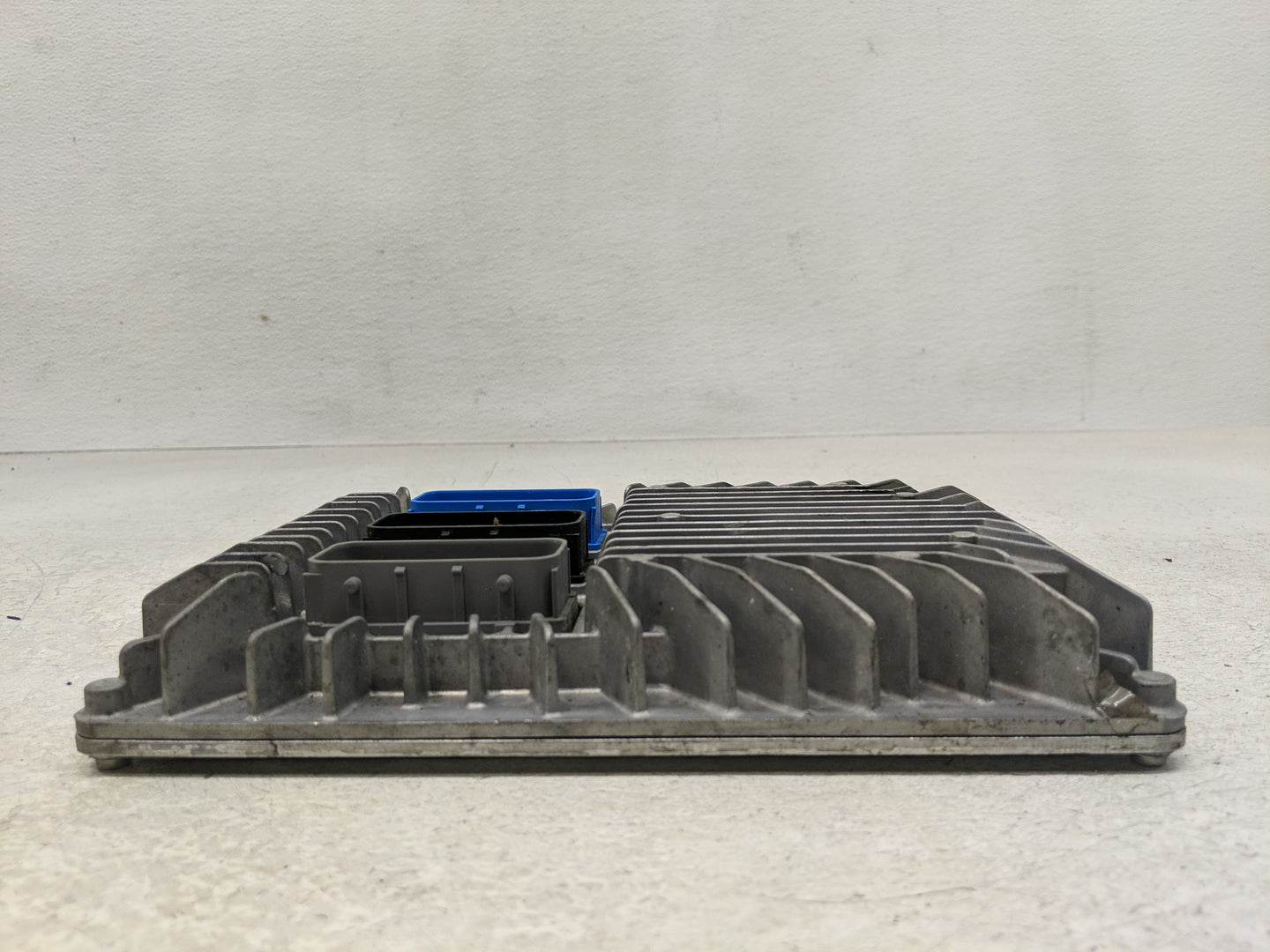 2013-2016 Cadillac Srx PCM Engine Control Computer ECU ECM PCU OEM P/N:12653998 Fits Fits 2013 2014 2015 2016 OEM Used Auto 