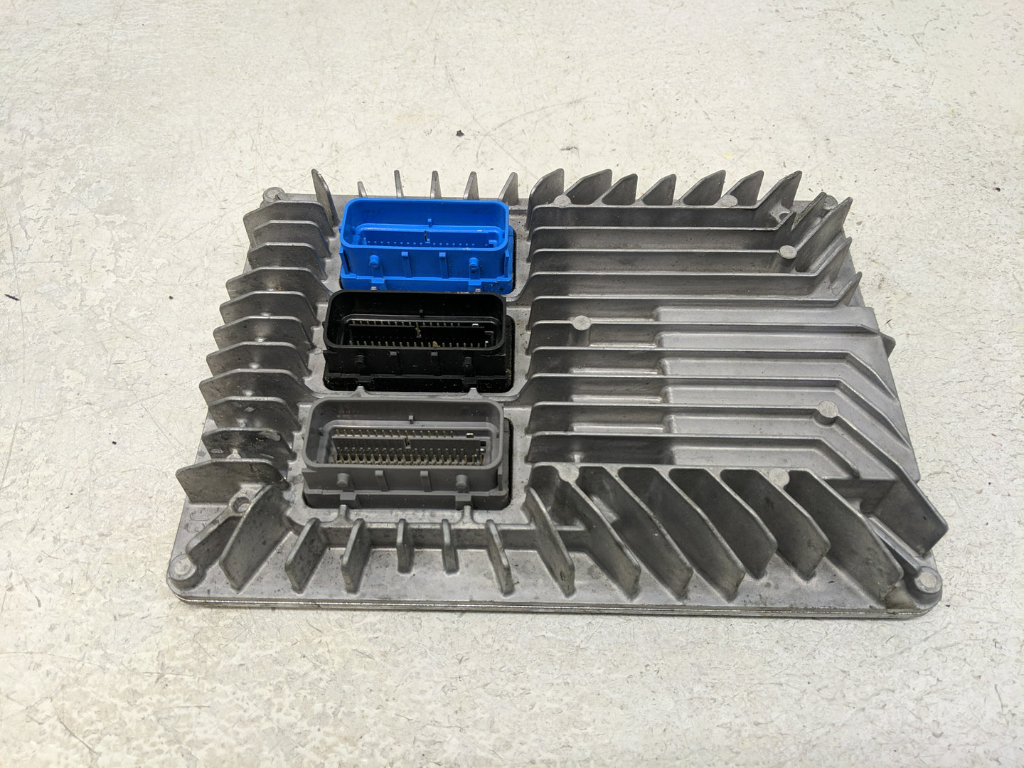 2013-2016 Cadillac Srx PCM Engine Control Computer ECU ECM PCU OEM P/N:12653998 Fits Fits 2013 2014 2015 2016 OEM Used Auto 