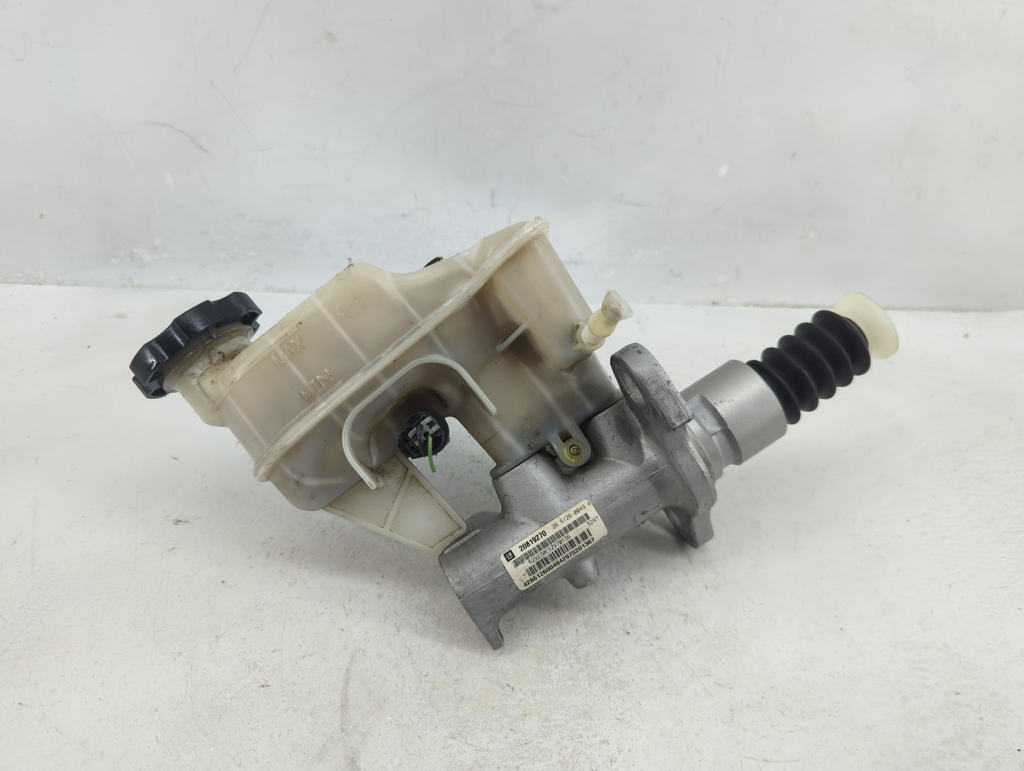 2010-2016 Cadillac Srx Brake Master Cylinder - Oemusedautoparts1.com