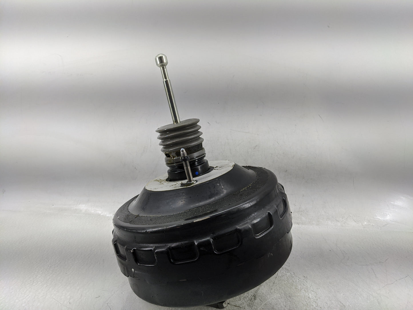 2013-2016 Cadillac Srx Power Brake Booster Oem - Oemusedautoparts1.com