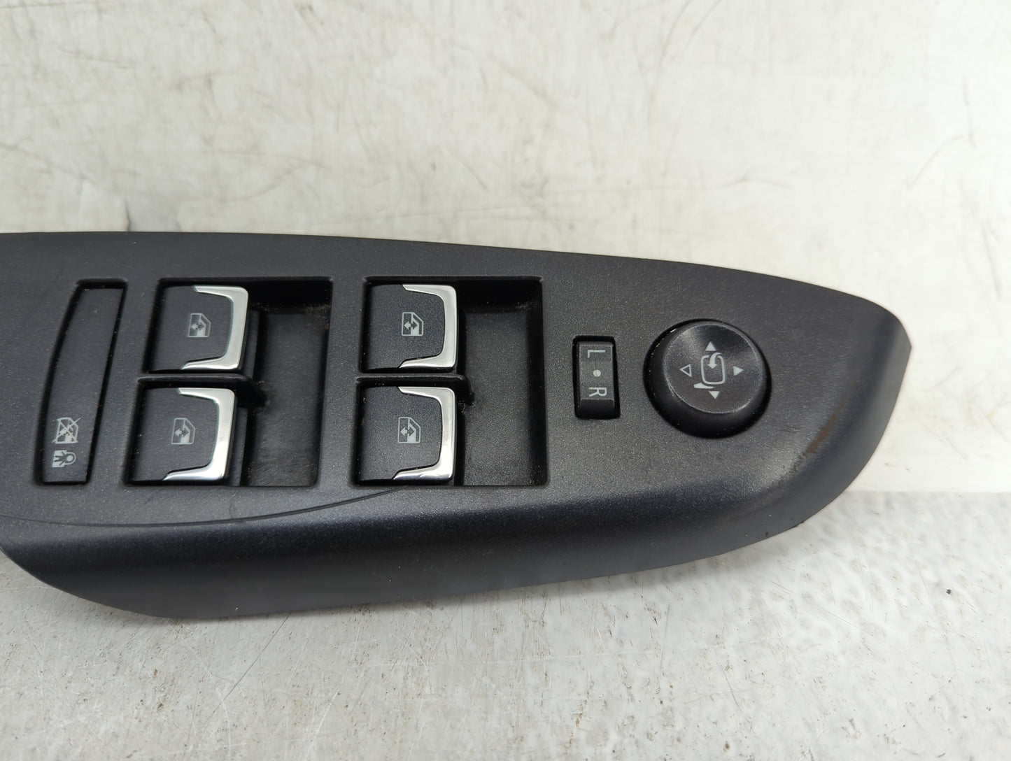 2015-2016 Cadillac Srx Master Power Window Switch Replacement Driver Side Left P/N:23437024 Fits OEM Used Auto Parts - Oemus