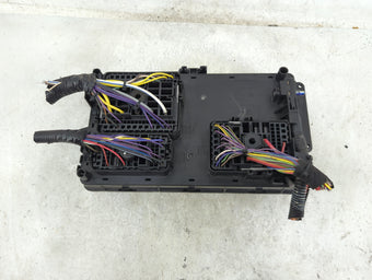compare product 2014-2016 Cadillac Srx Fusebox Fuse Box Panel Relay Module P/N:22863132_01 Fits Fits 2014 2015 2016 OEM Used Auto Parts