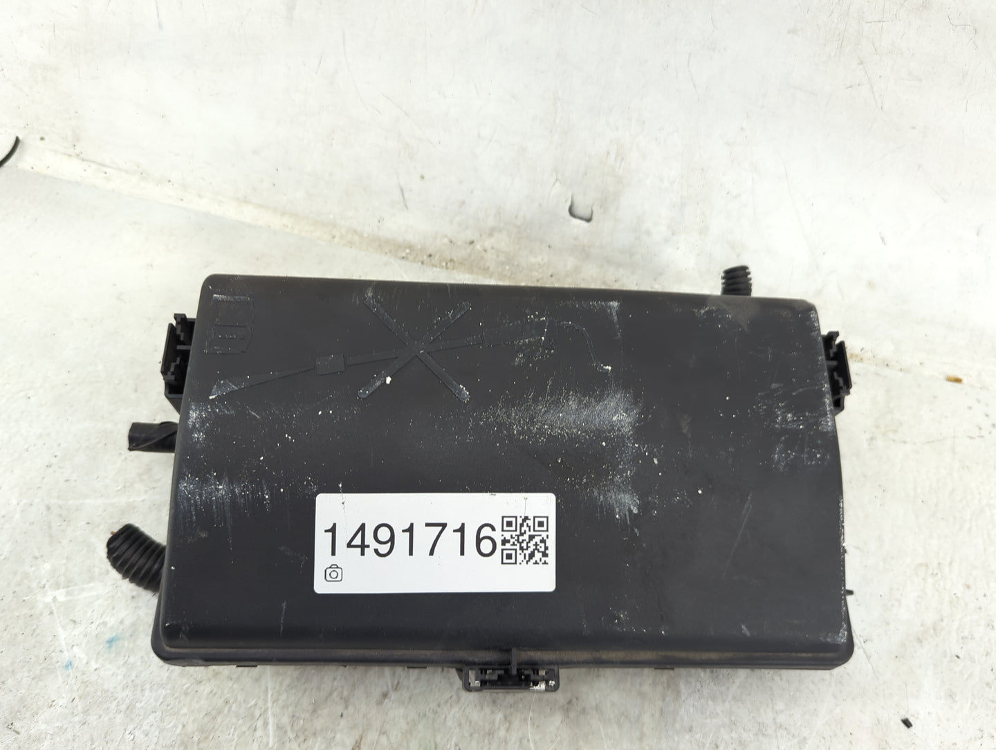 2014-2016 Cadillac Srx Fusebox Fuse Box Panel Relay Module P/N:22863132_01 Fits Fits 2014 2015 2016 OEM Used Auto Parts - Oe