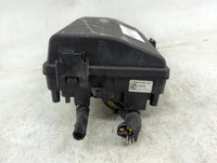 2014-2016 Cadillac Srx Fusebox Fuse Box Panel Relay Module P/N:22863132_01 Fits Fits 2014 2015 2016 OEM Used Auto Parts - Oe