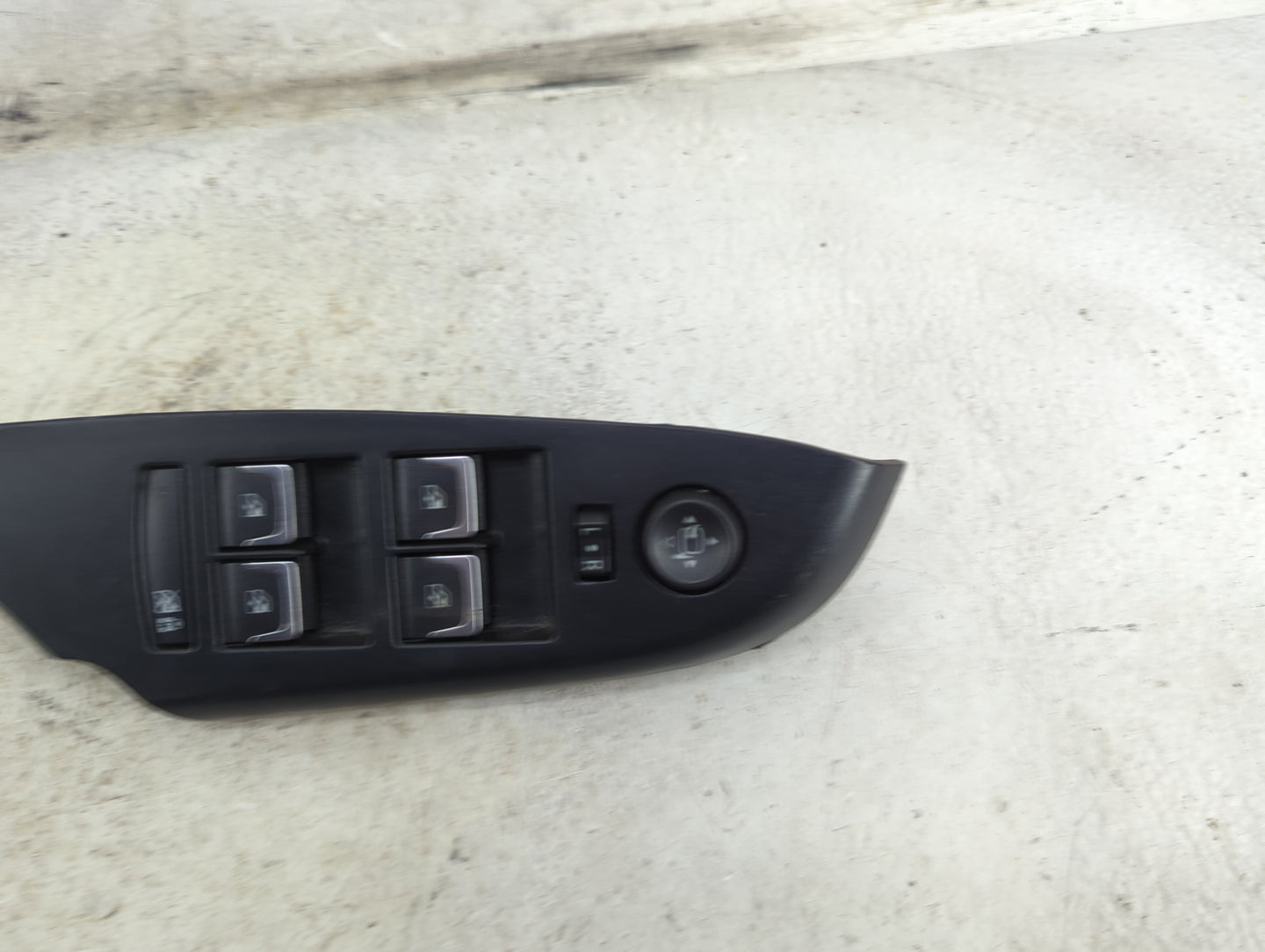 2015-2016 Cadillac Srx Master Power Window Switch Replacement Driver Side Left P/N:23437024 Fits OEM Used Auto Parts - Oemus
