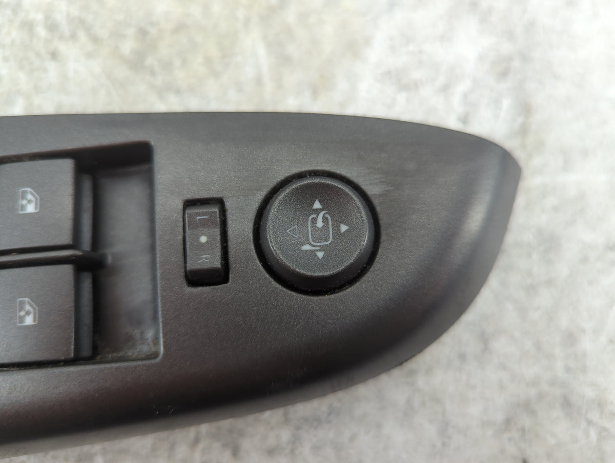 2016 Cadillac Srx Master Power Window Switch Replacement Driver Side Left P/N:10845718 Fits OEM Used Auto Parts - Oemusedaut