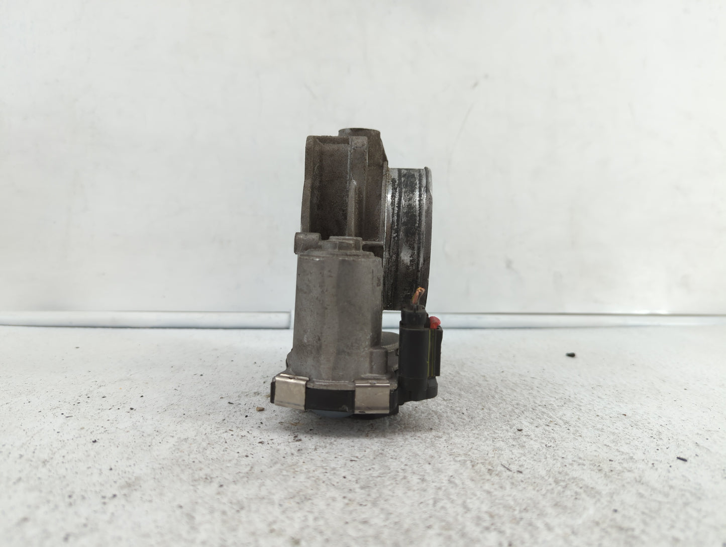 2012-2016 Cadillac Srx Throttle Body P/N:12632172BA Fits Fits 2012 2013 2014 2015 2016 2017 2018 2019 OEM Used Auto Parts - 