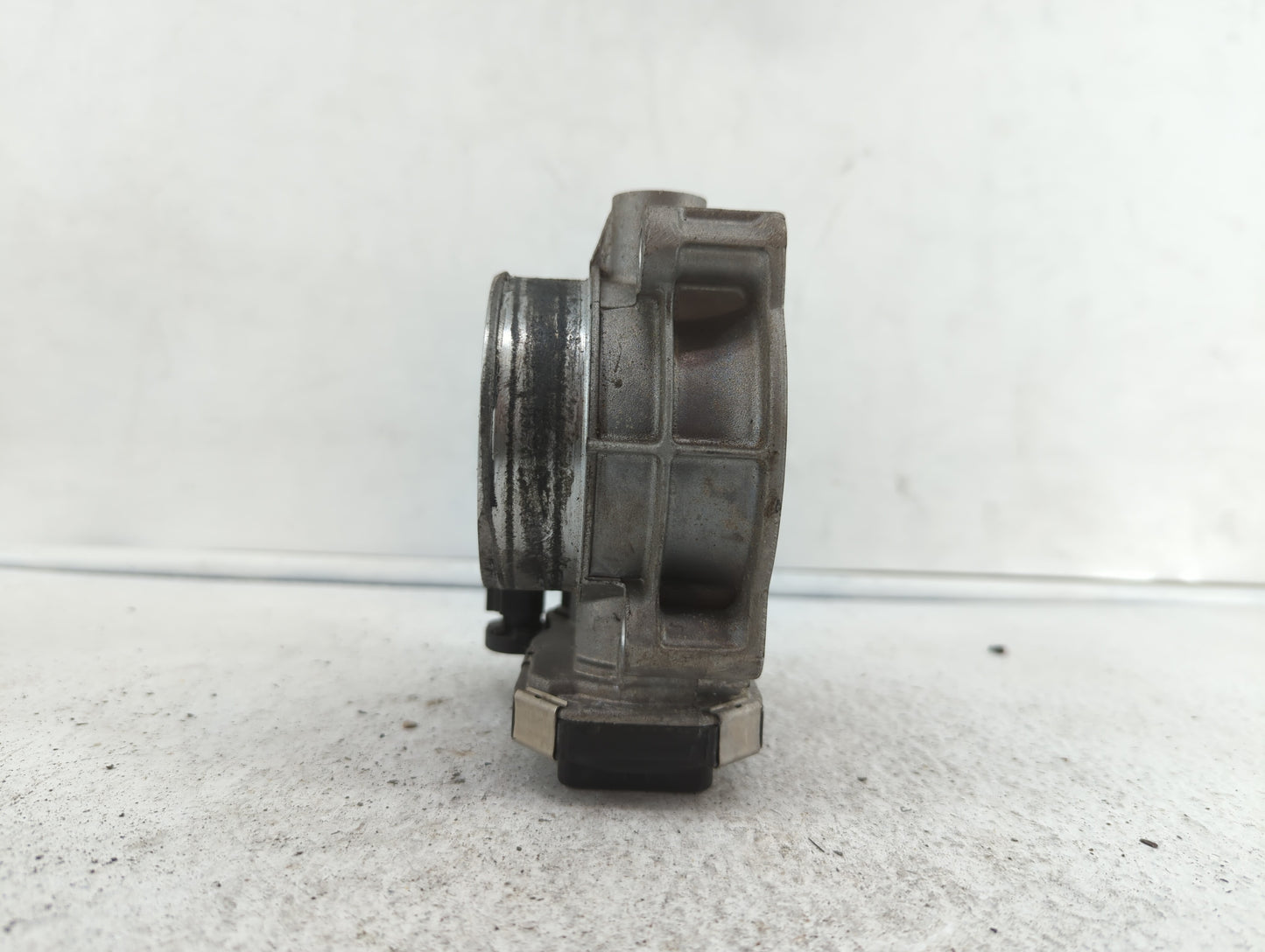 2012-2016 Cadillac Srx Throttle Body P/N:12632172BA Fits Fits 2012 2013 2014 2015 2016 2017 2018 2019 OEM Used Auto Parts - 