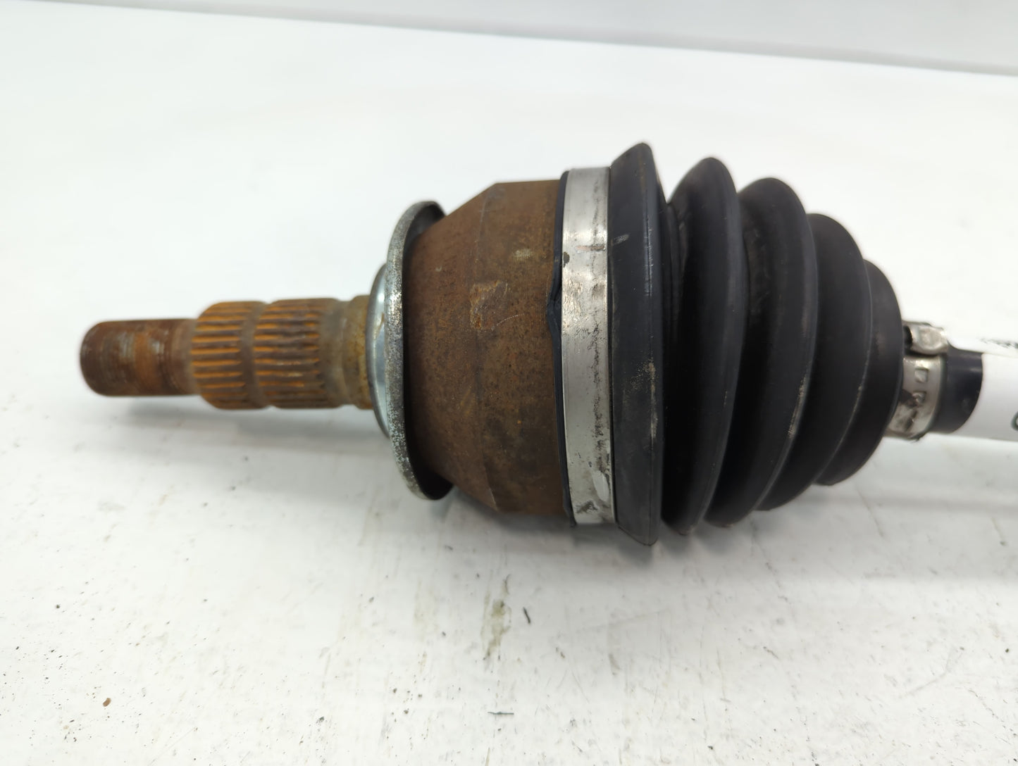2012-2016 Cadillac Srx Axle Shaft Front Passenger Cv C/v - Oemusedautoparts1.com