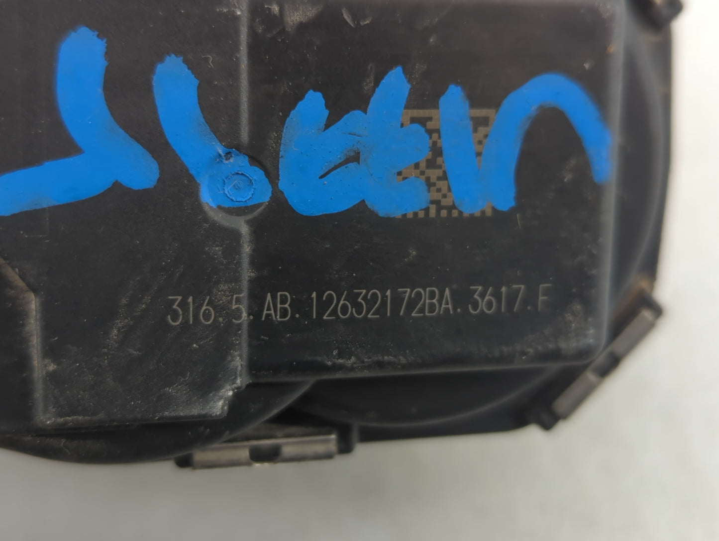 2012-2016 Cadillac Srx Throttle Body P/N:12632172BA Fits Fits 2012 2013 2014 2015 2016 2017 2018 2019 2020 2021 2022 OEM Use