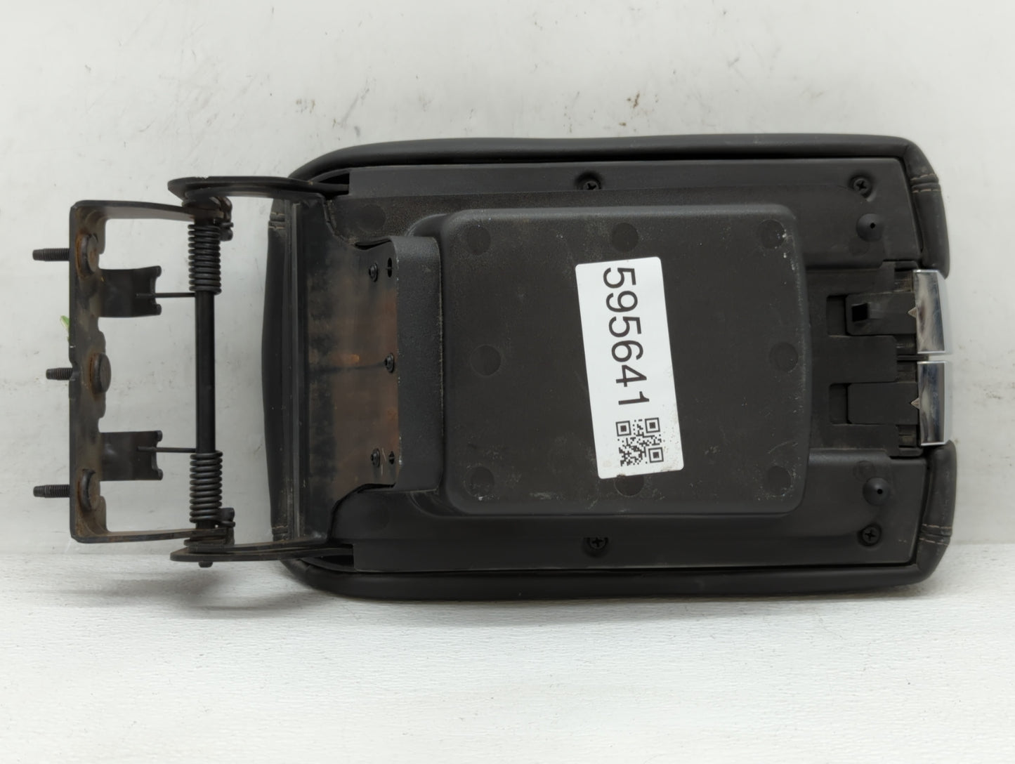 2015-2016 Cadillac Srx Center Console Armrest Cover Lid Black - Oemusedautoparts1.com