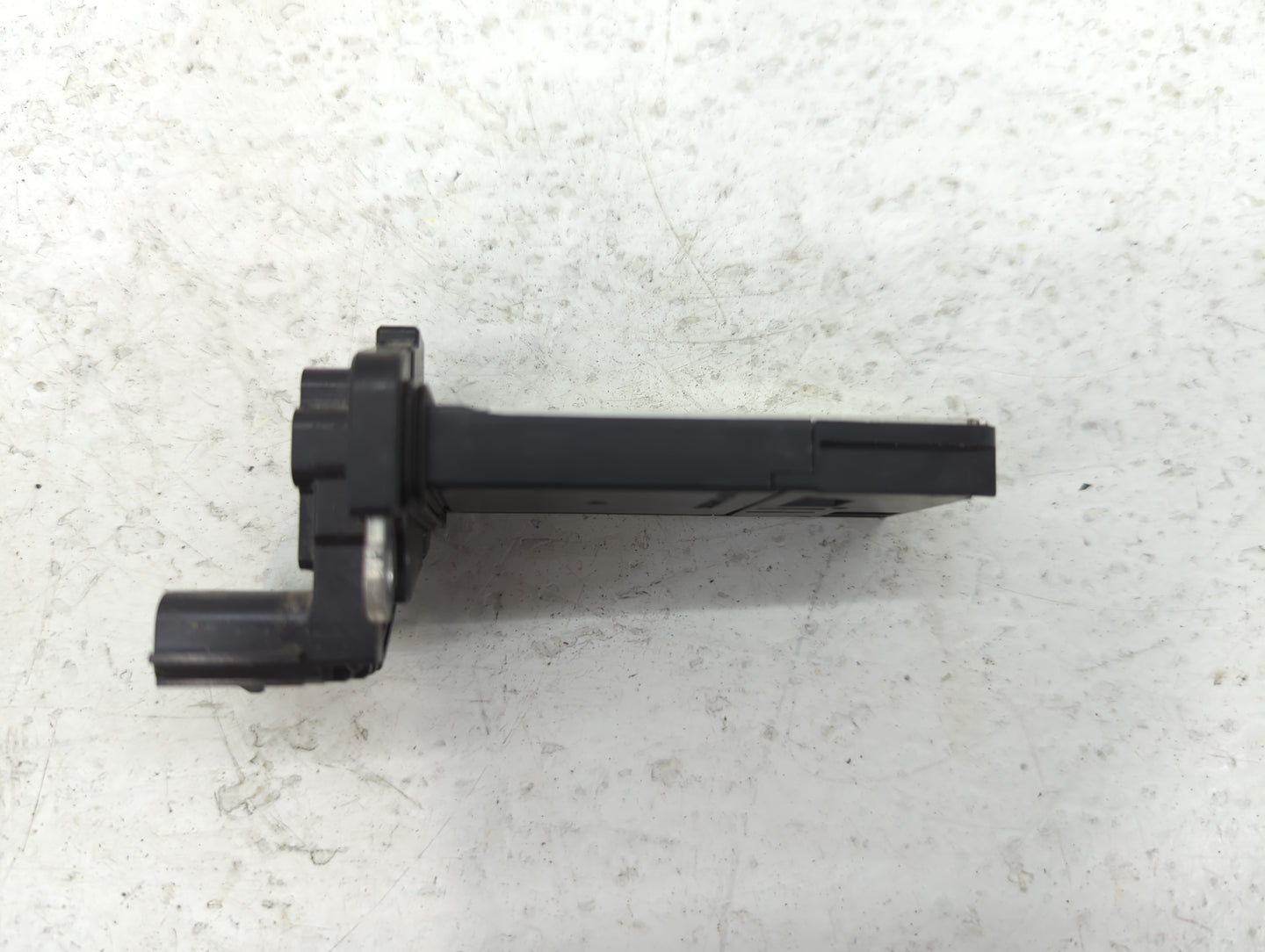 2012-2016 Cadillac Srx Mass Air Flow Meter Maf - Oemusedautoparts1.com