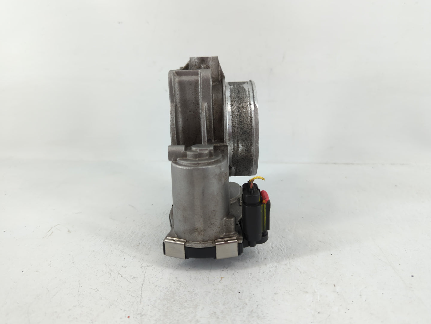 2012-2016 Cadillac Srx Throttle Body P/N:12632172BA Fits Fits 2012 2013 2014 2015 2016 2017 2018 2019 2020 2021 2022 OEM Use