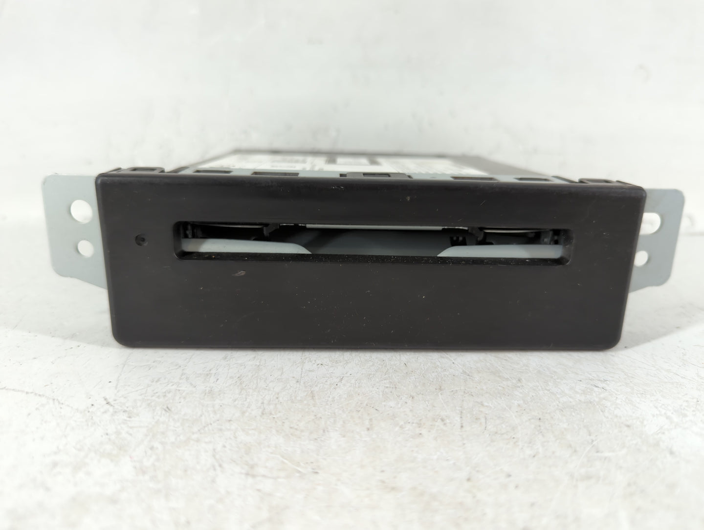 2016-2016 Cadillac Srx Am Fm Cd Player Radio Receiver - Oemusedautoparts1.com