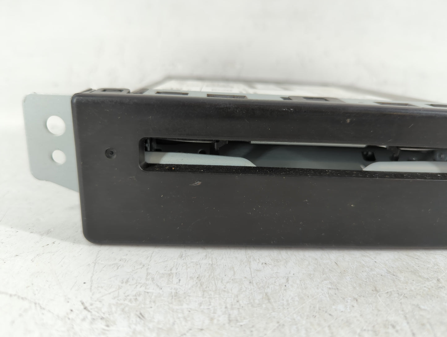2016-2016 Cadillac Srx Am Fm Cd Player Radio Receiver - Oemusedautoparts1.com