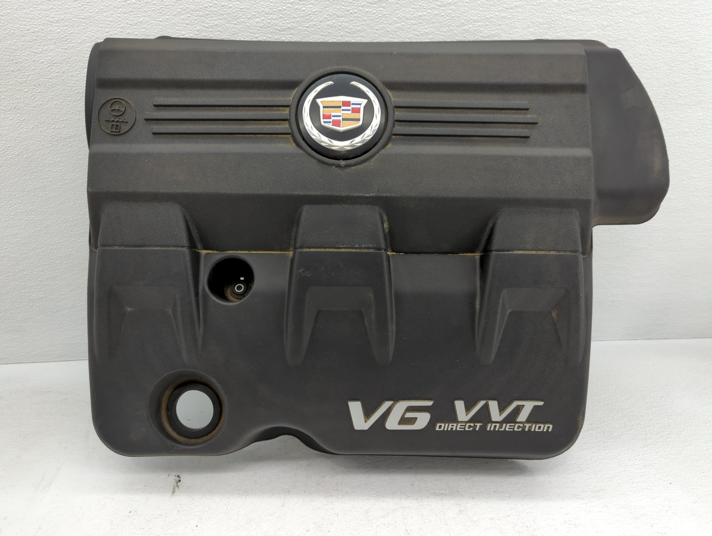 2016 Cadillac Srx Engine Cover - Oemusedautoparts1.com