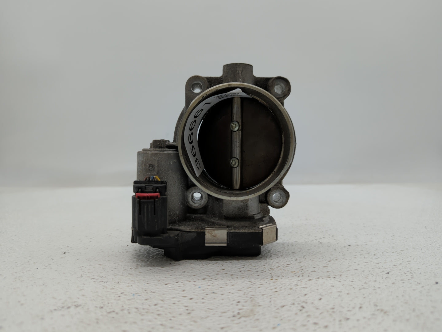 2016 Cadillac Xt5 Throttle Body P/N:12632172BA Fits Fits 2012 2013 2014 2015 2017 2018 2019 OEM Used Auto Parts - Oemusedaut