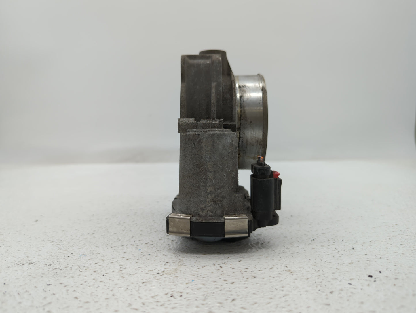 2016 Cadillac Xt5 Throttle Body P/N:12632172BA Fits Fits 2012 2013 2014 2015 2017 2018 2019 OEM Used Auto Parts - Oemusedaut