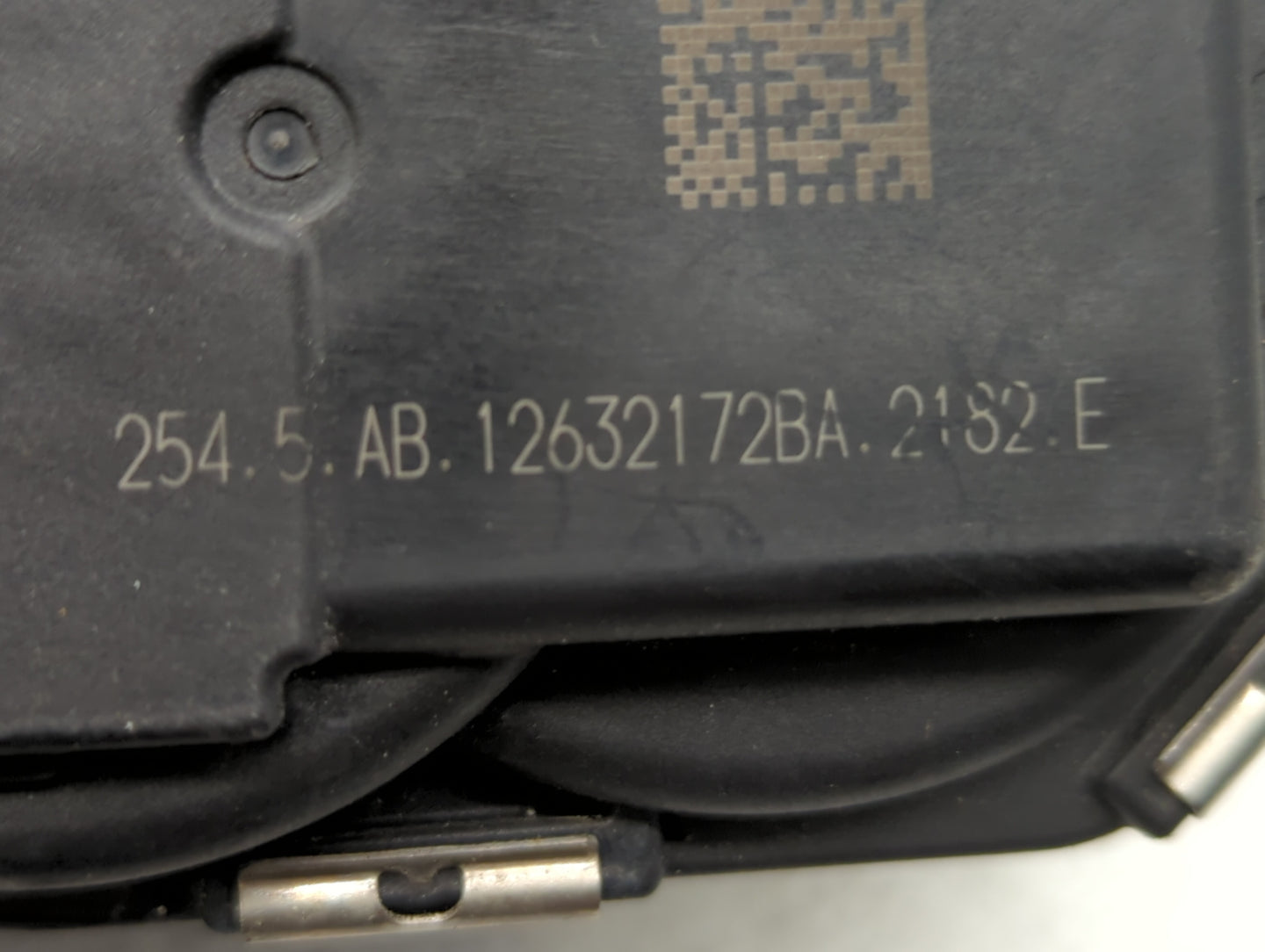 2016 Cadillac Xt5 Throttle Body P/N:12632172BA Fits Fits 2012 2013 2014 2015 2017 2018 2019 OEM Used Auto Parts - Oemusedaut