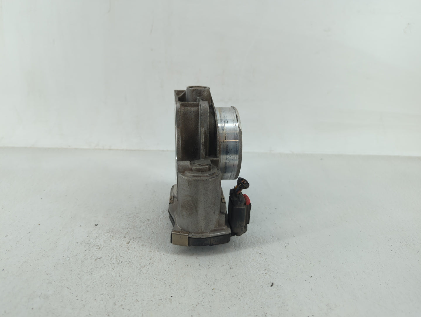 2016 Cadillac Xt5 Throttle Body P/N:12670981AA 12632172BA Fits Fits 2012 2013 2014 2015 2017 2018 2019 2020 2021 2022 OEM Us